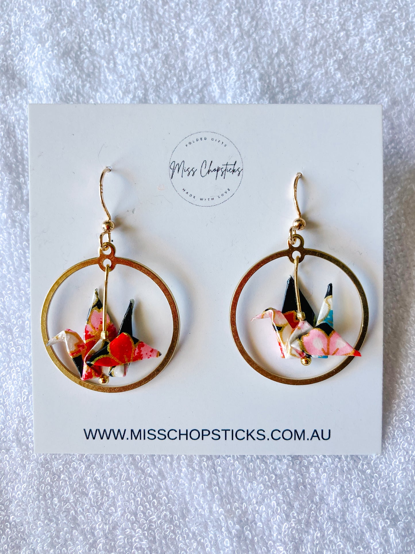 Origami-Earrings-Eternal-Balance-Crane-Embrace-Black