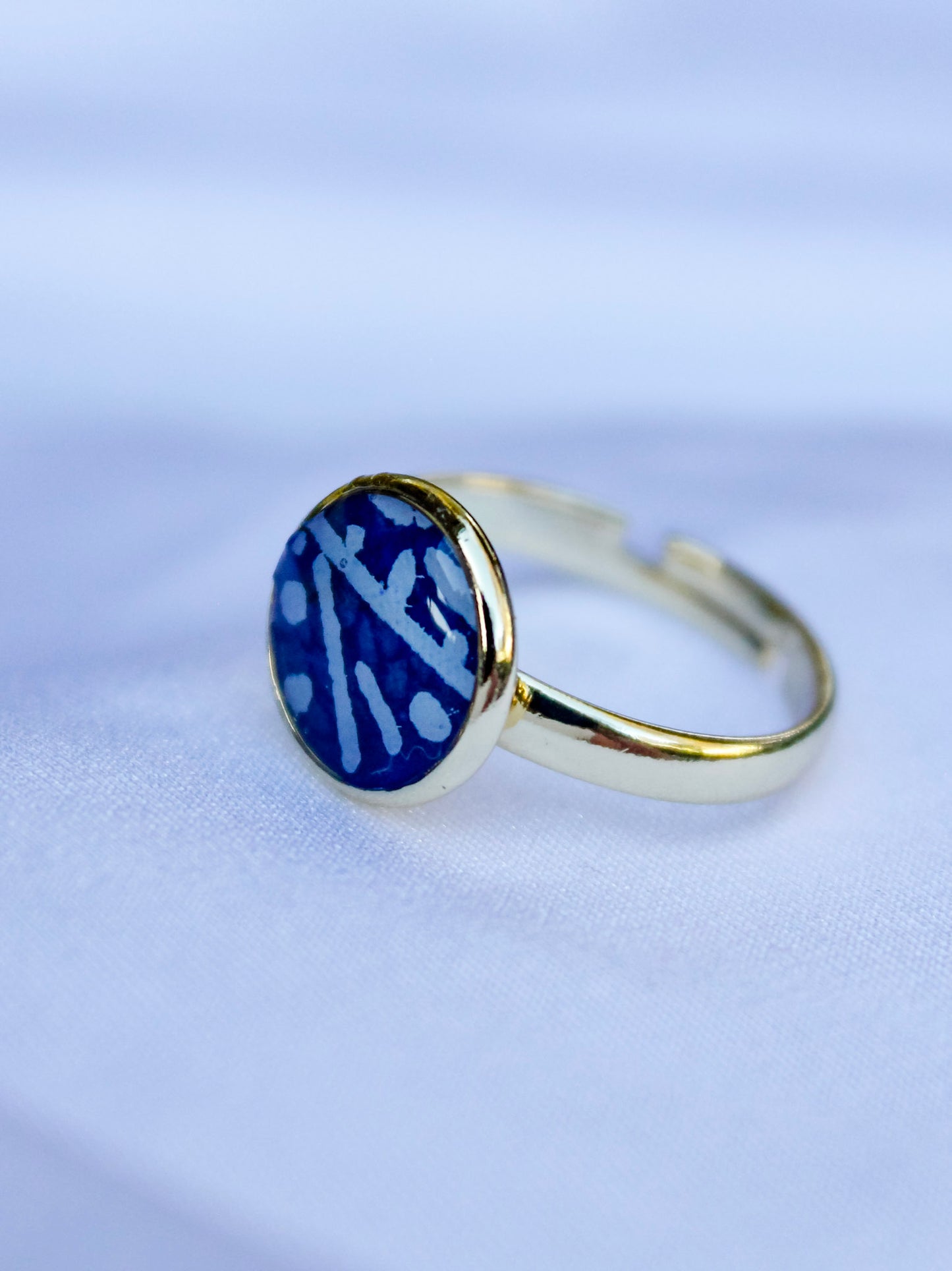 Handmade Washi Paper Ring – Indigo Echo Origami Design