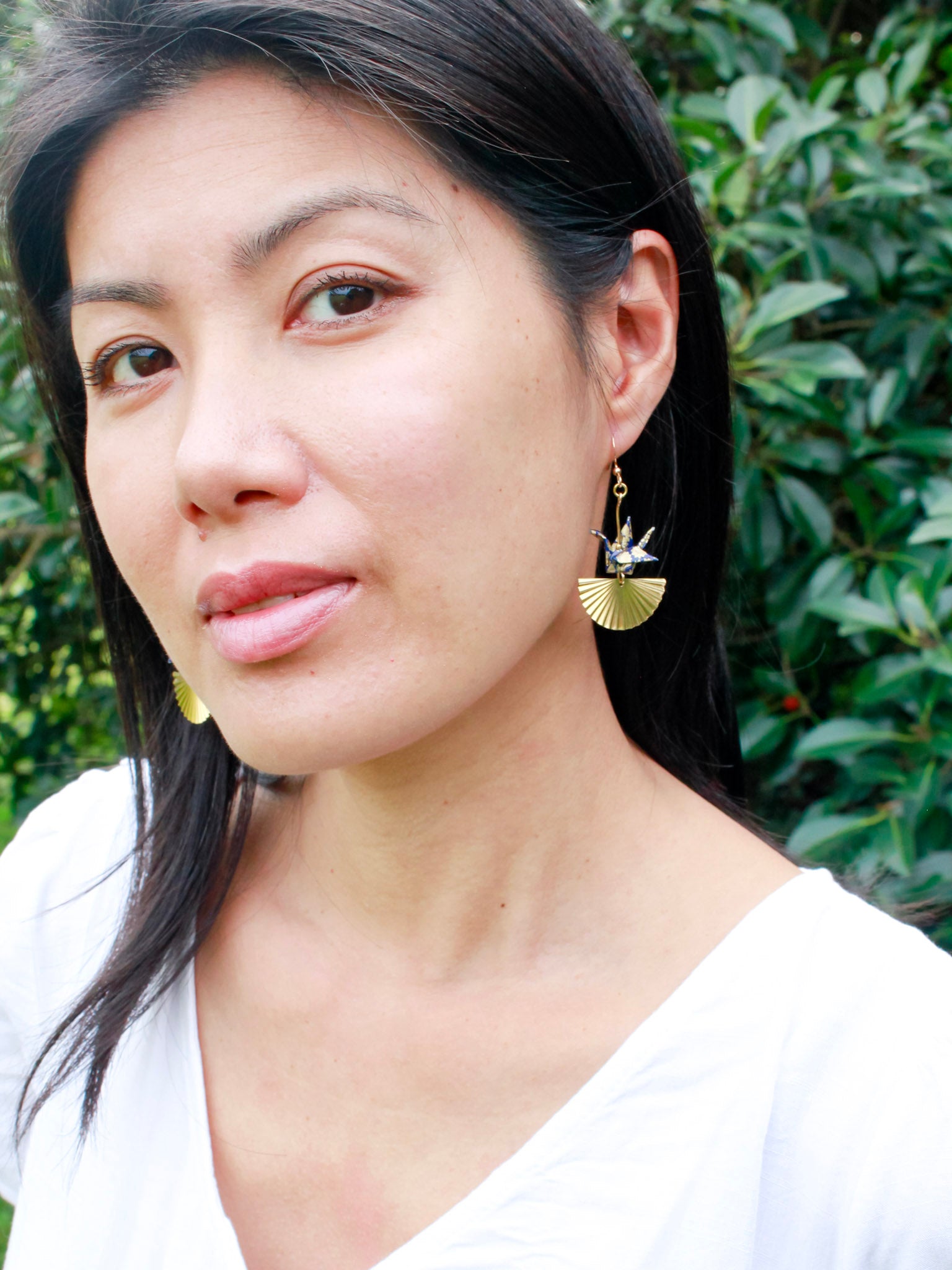 Origami-Crane-Earrings-Golden-Fan