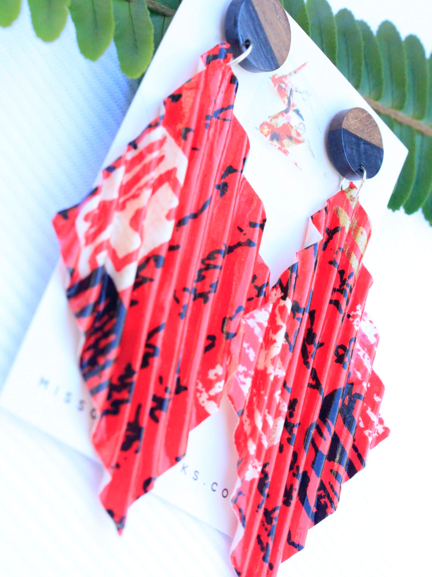origami-earrings-red