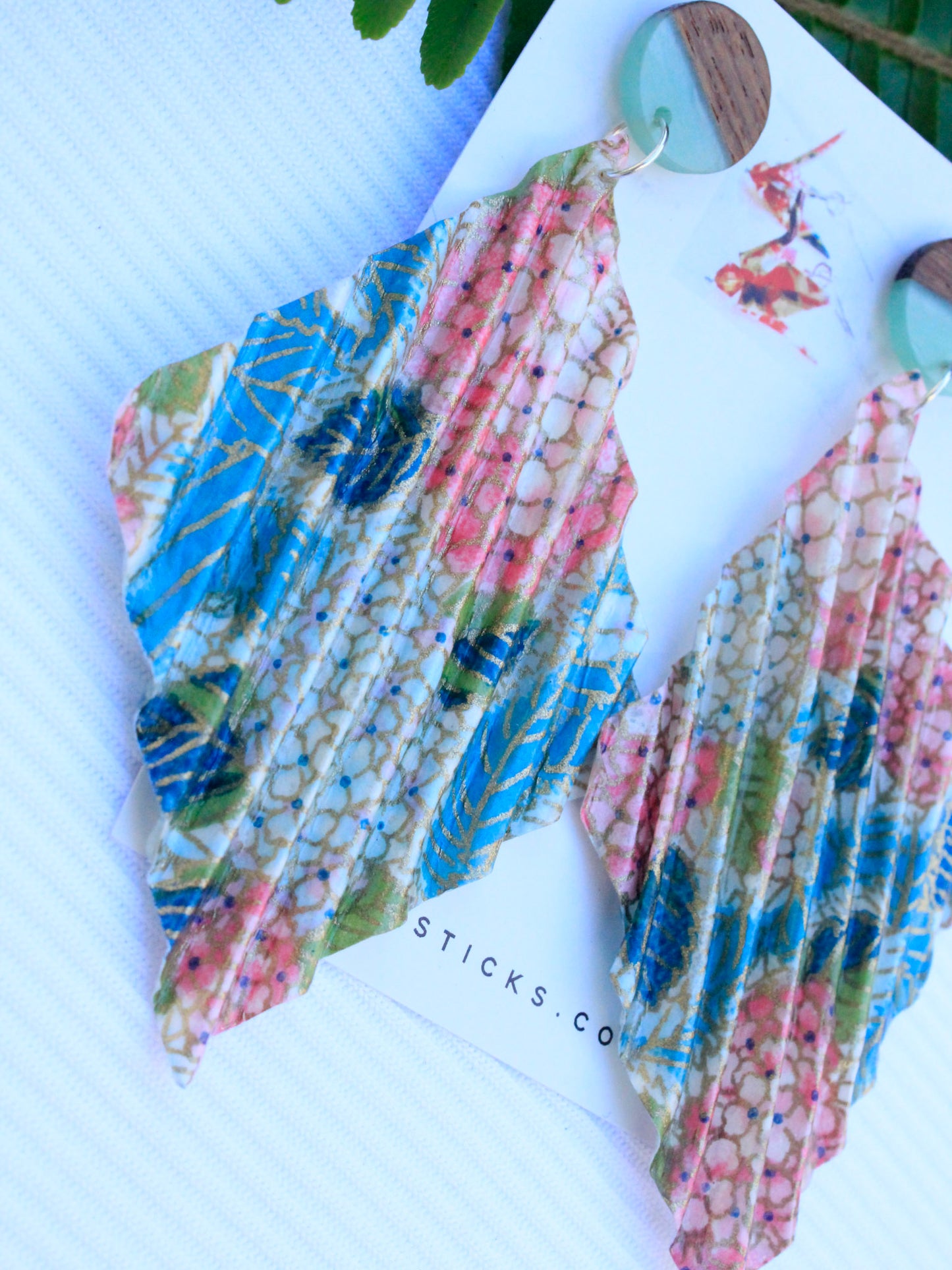 hydrangea-washi-paper-earrings