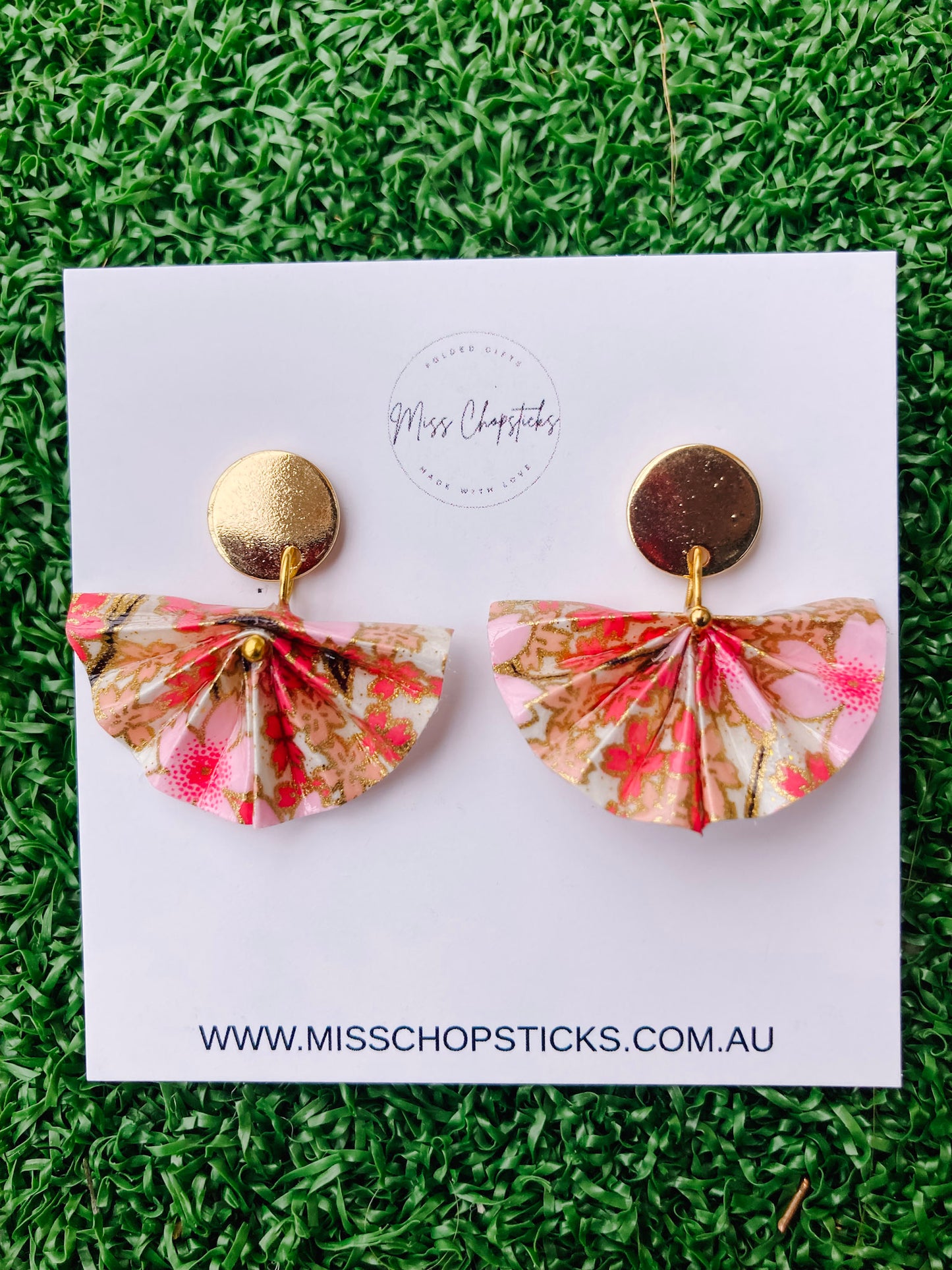 Origami-Fan-Gold-Stud-Earrings-Sakura-Pink