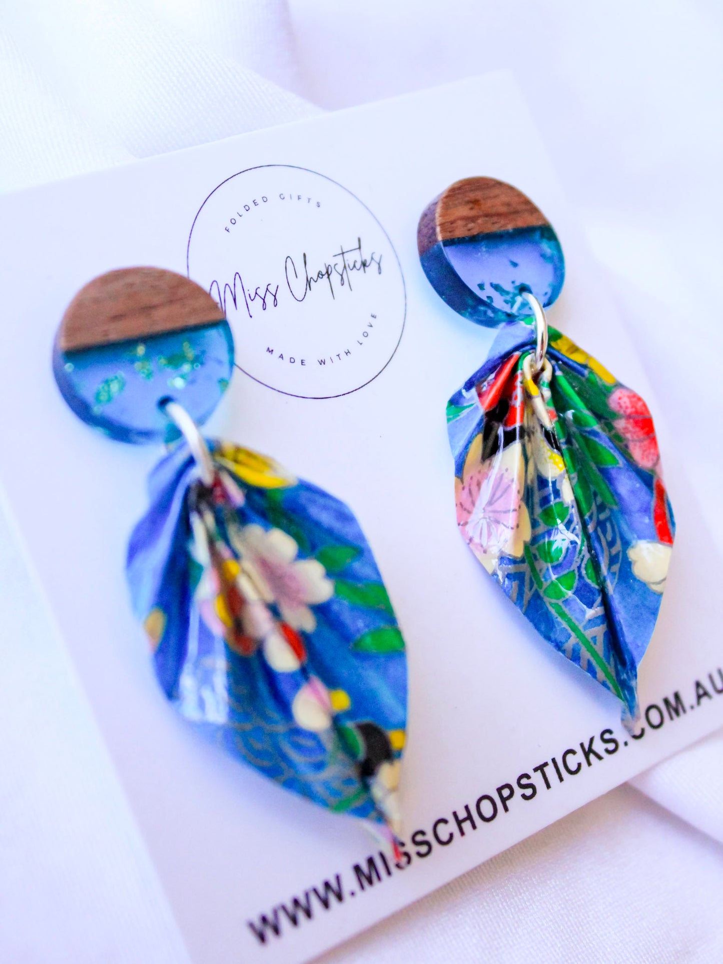 Origami_Earrings_-_Leaf_Wooden_Resin_Stud_Deep_Pink_Leaf_Close_up