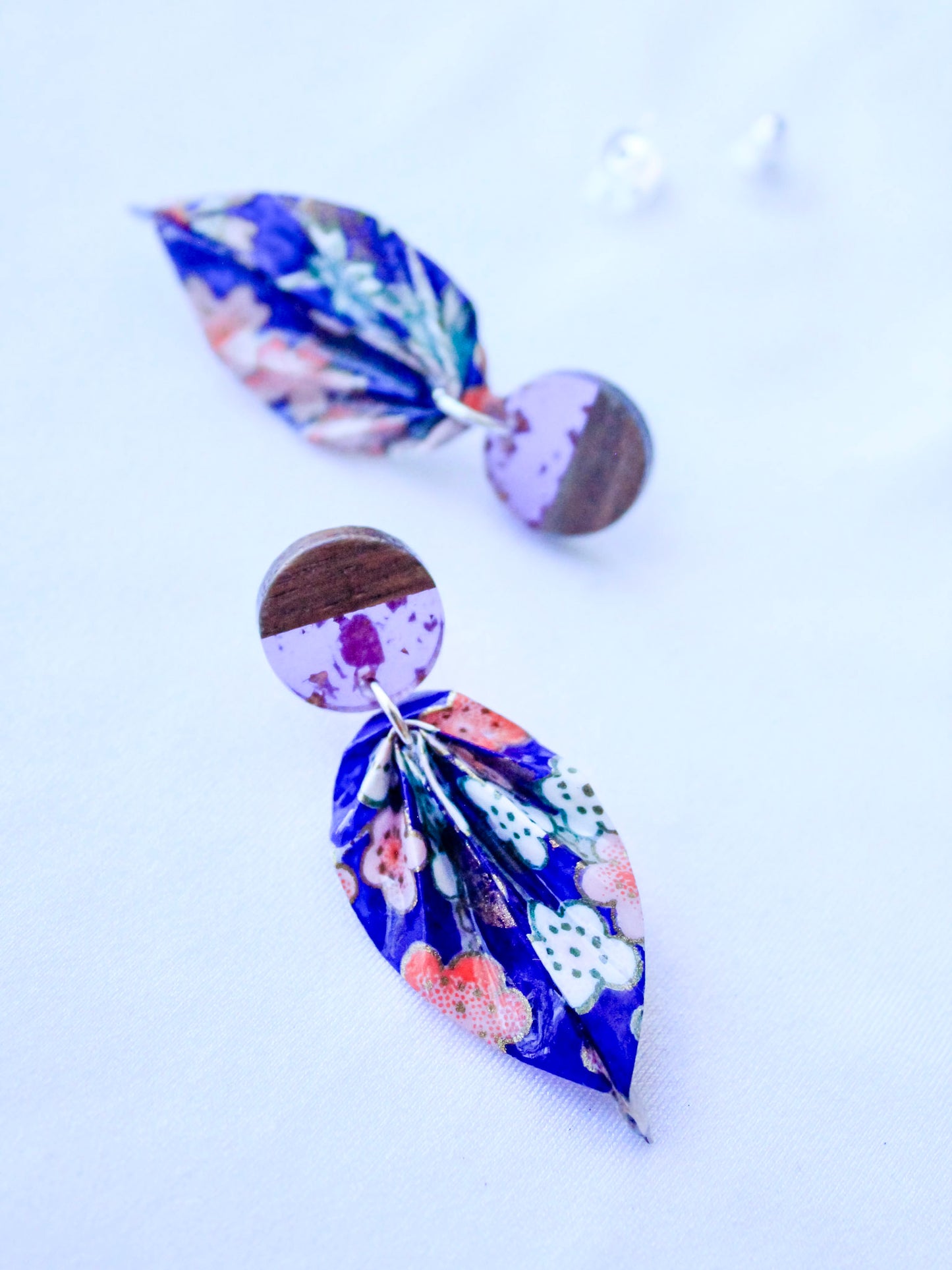 Origami_Earrings_-_Leaf_Wooden_Resin_Stud_Leaf_Close_up