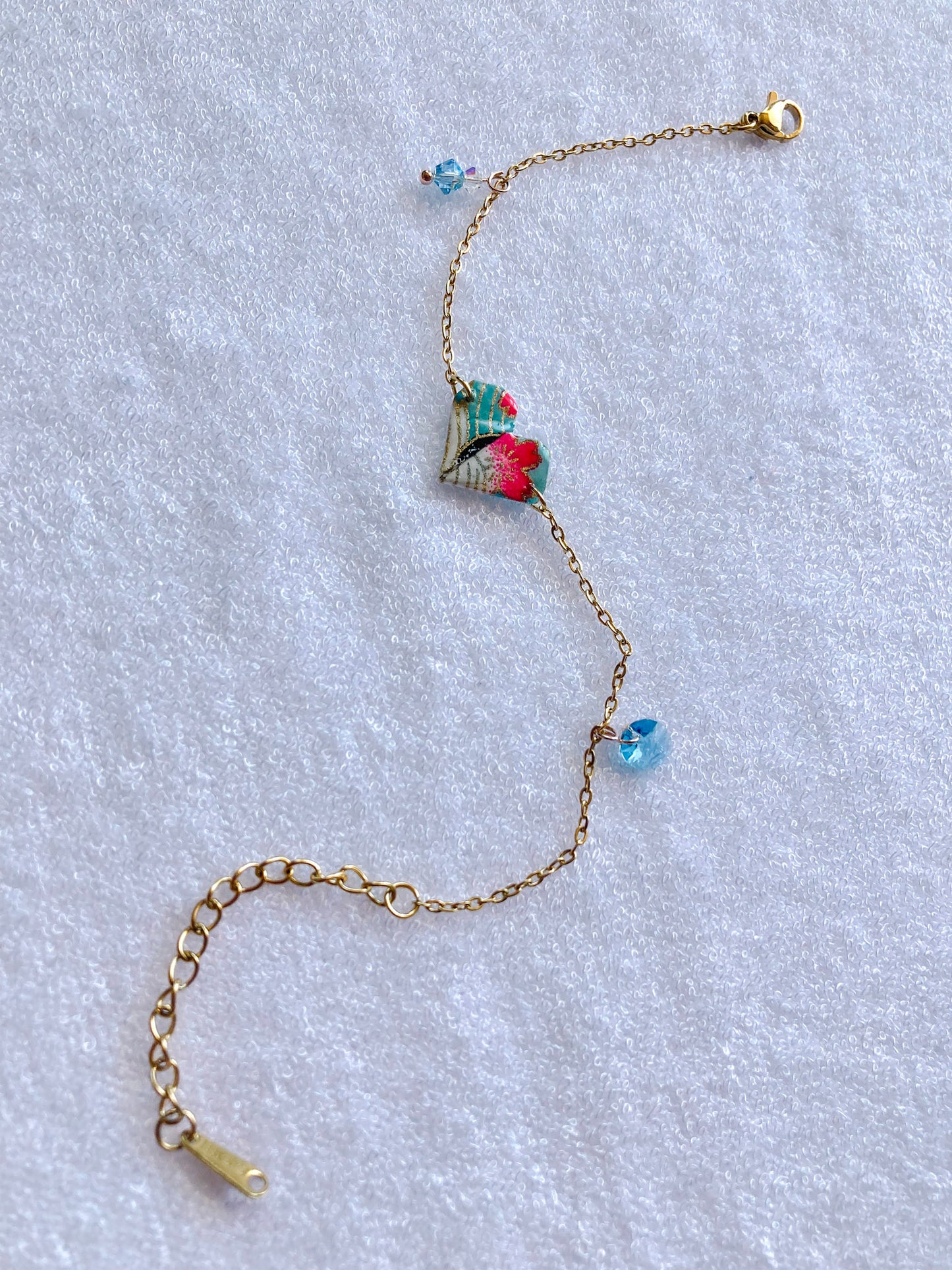 Origami-Love-Heart-Bracelet-Swarovski-Crystals-Gold-Chain-Blue