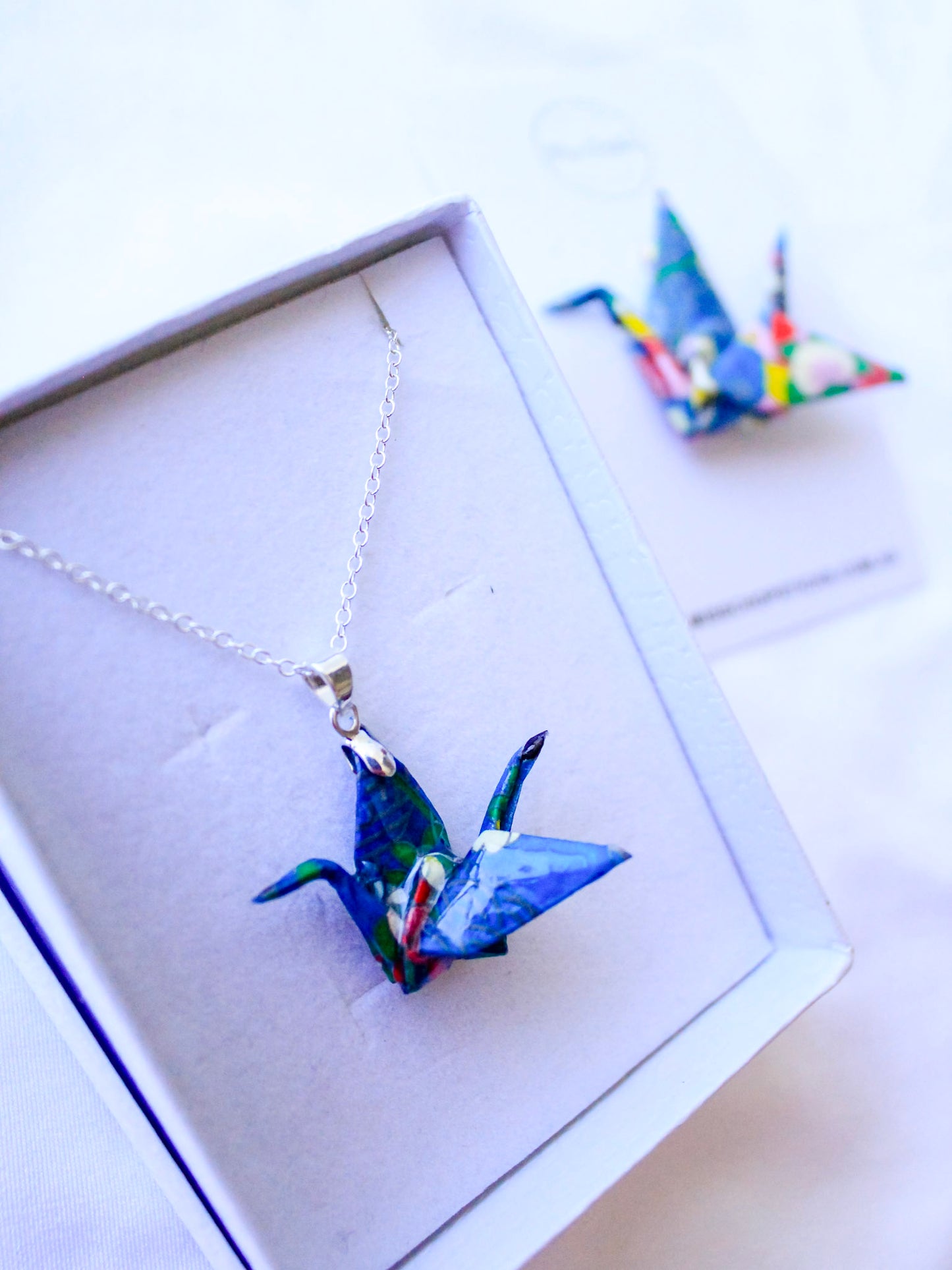 mother's-day-gift-origami-crane-necklace-brooch-bundle
