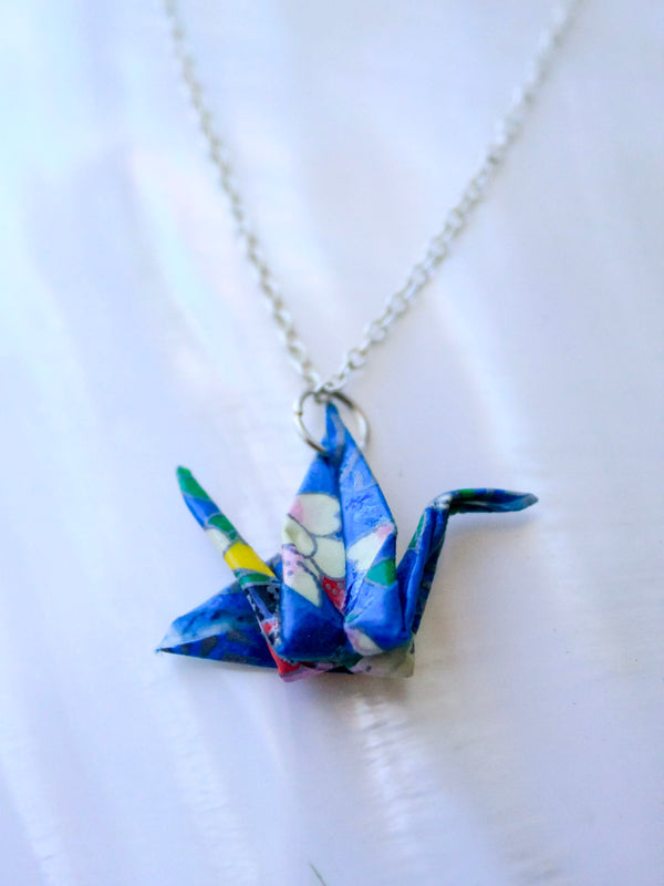 mother's-day-gift-origami-crane-necklace-brooch-bundle