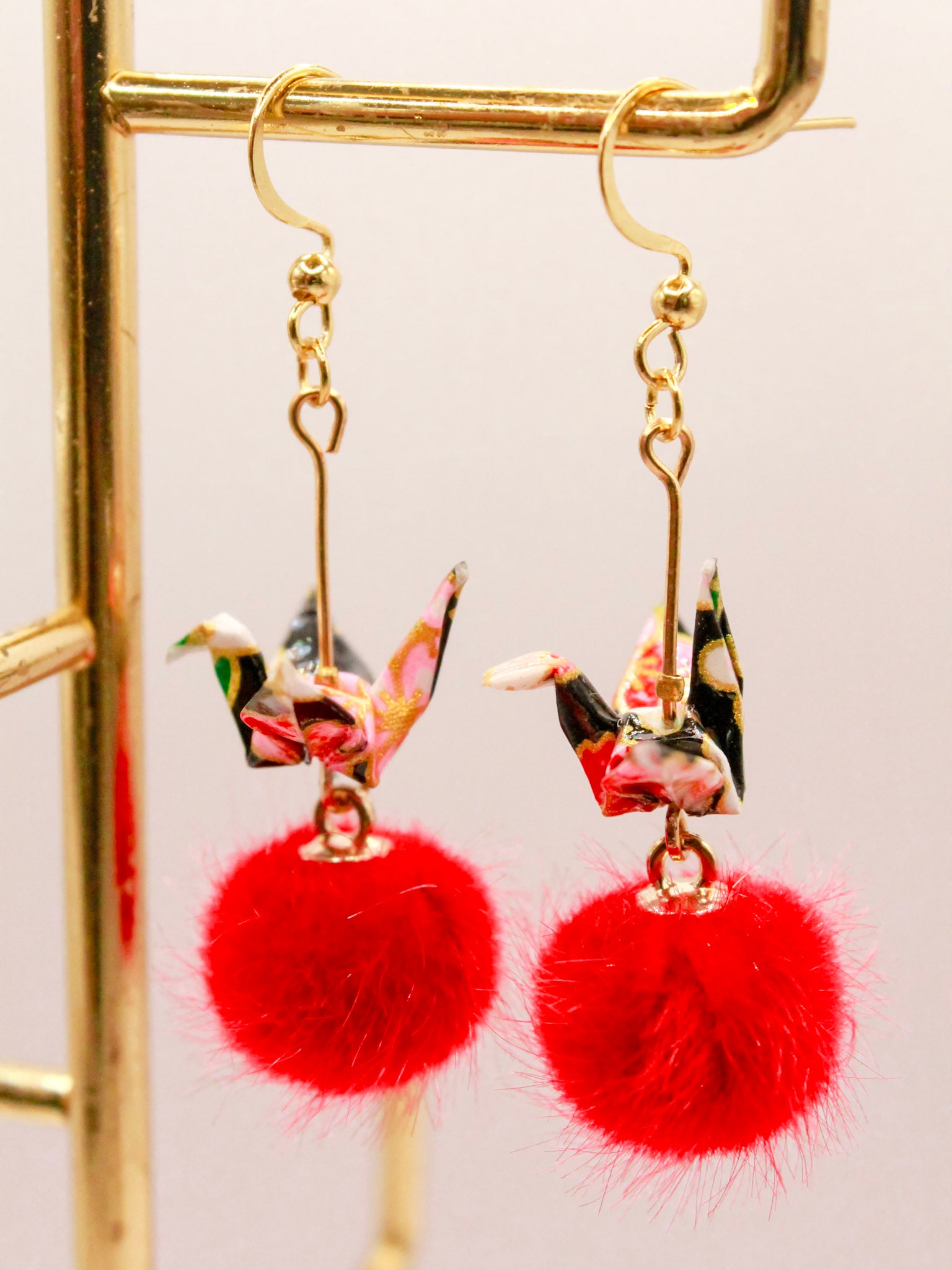 origami-crane-earrings-with-pom-pom-black-red