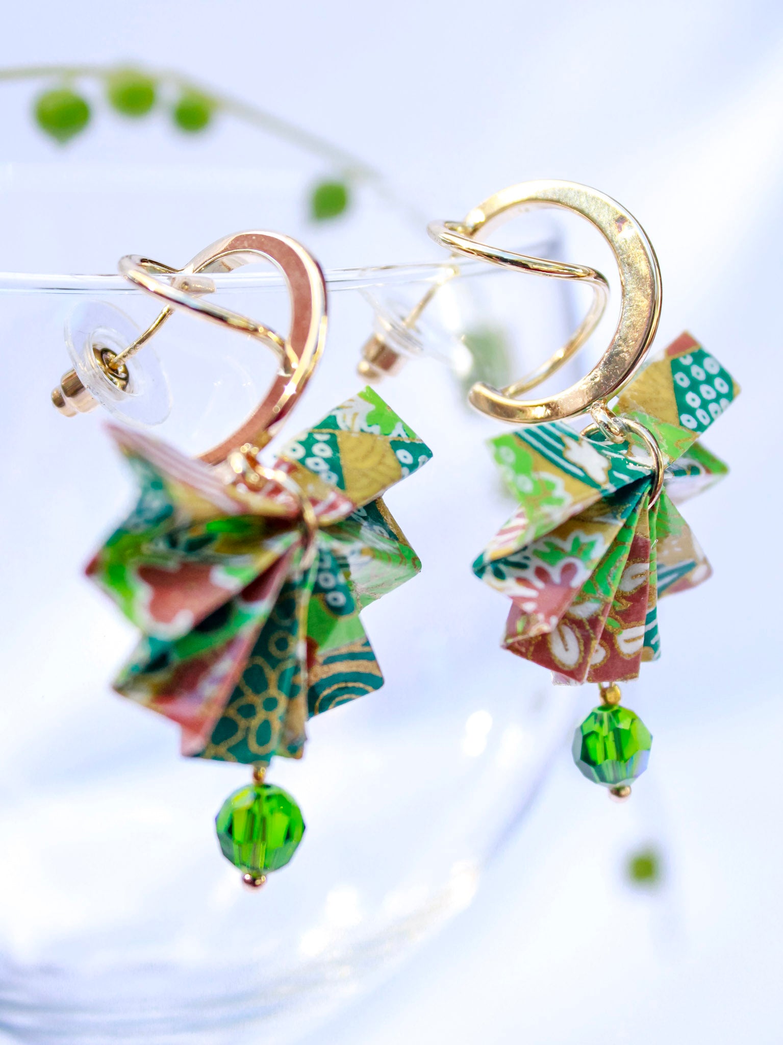 Origami-Earrings-Fan-with-Swarovski-Crystal-Green