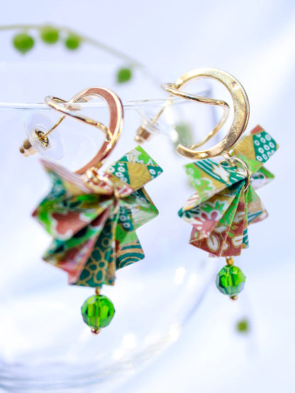Origami-Earrings-Fan-with-Swarovski-Crystal-Green