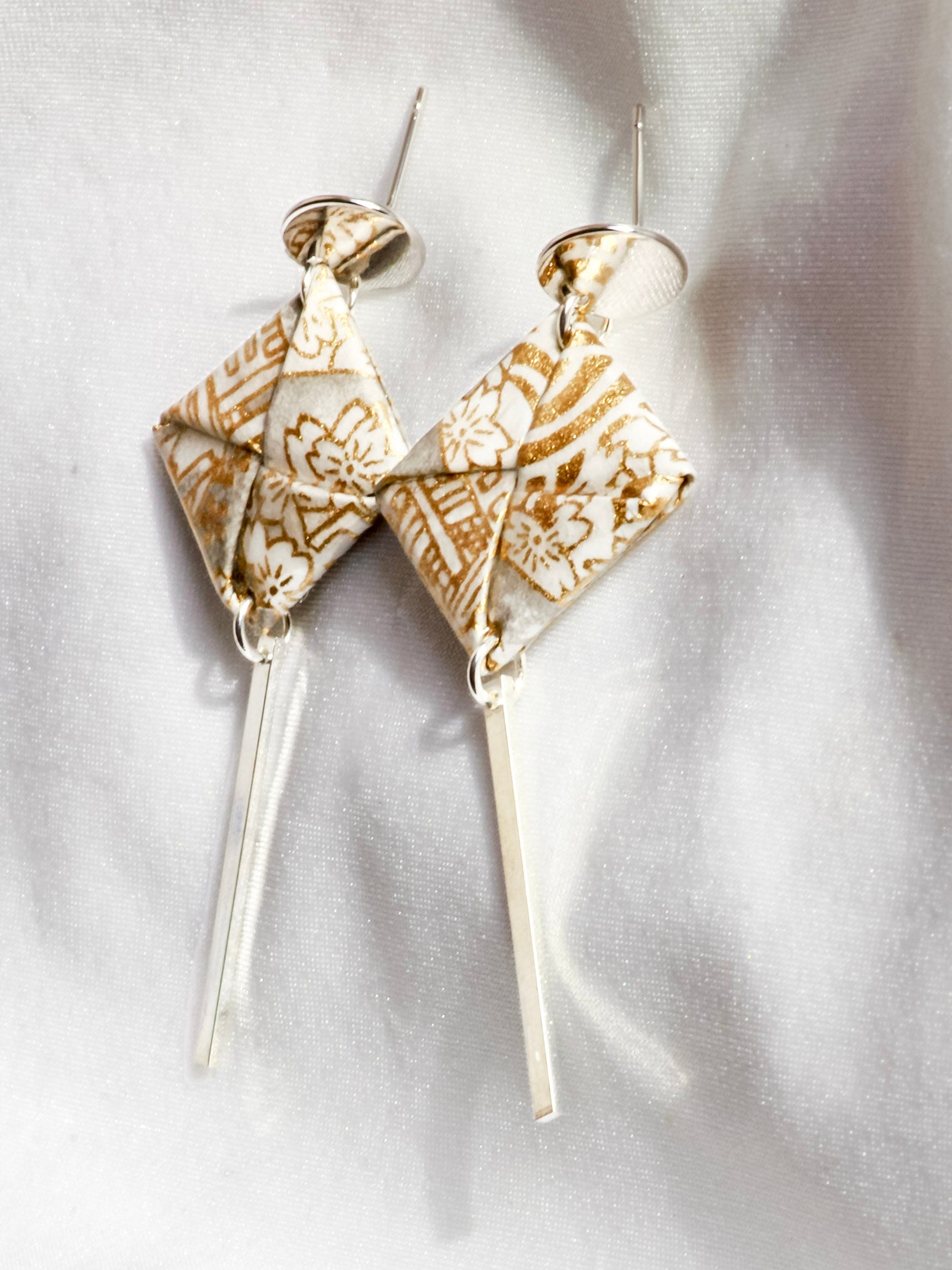 Handmade Silver grey floral origami dangle earrings 