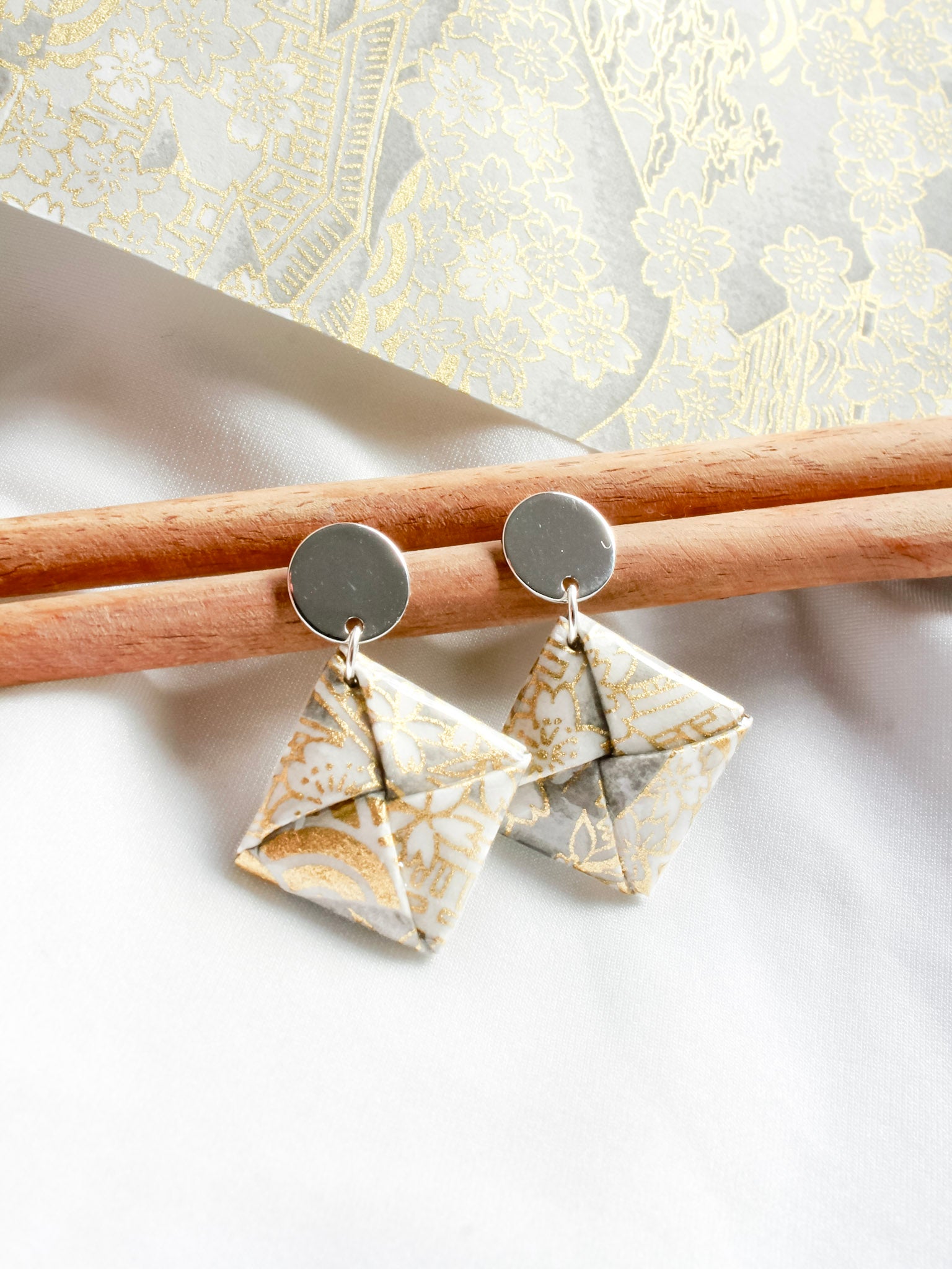 Handmade Silver grey floral origami stud earrings 