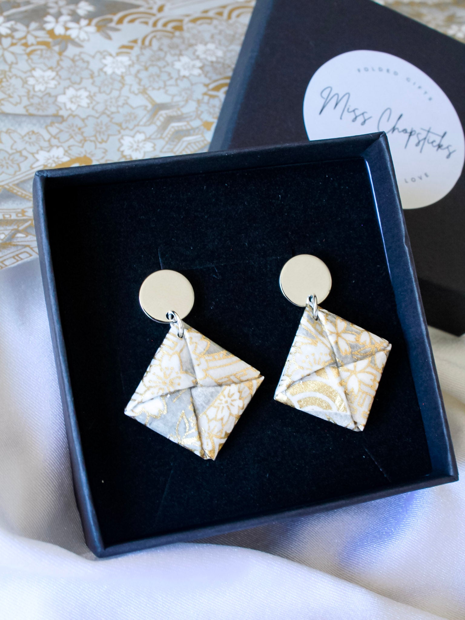 Handmade Silver grey floral origami stud earrings 